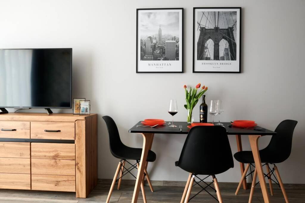 Easy Rent Apartments - Crystal Lublin Buitenkant foto