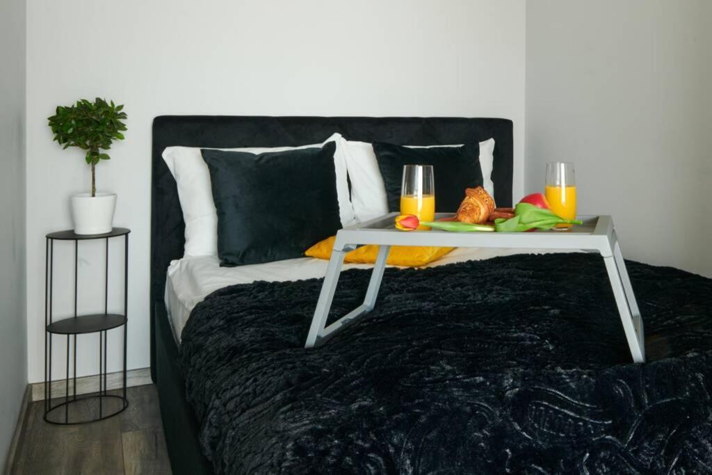 Easy Rent Apartments - Crystal Lublin Buitenkant foto